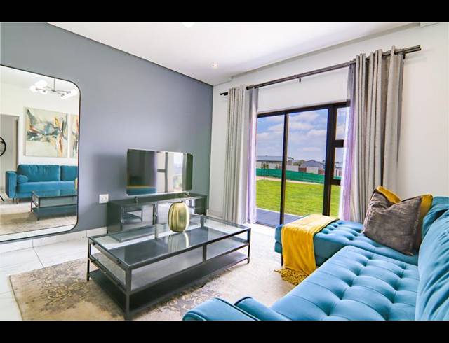 2 BEDROOM TOWNHOUSE FOR SALE IN NOORDWYK